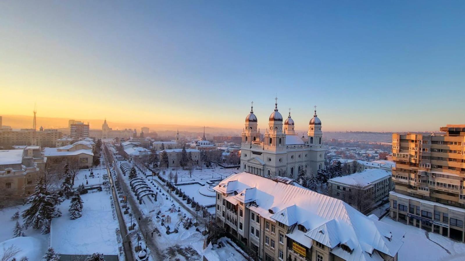 Apartmán Panoramic Penthouse In The Heart Of Iasi Exteriér fotografie